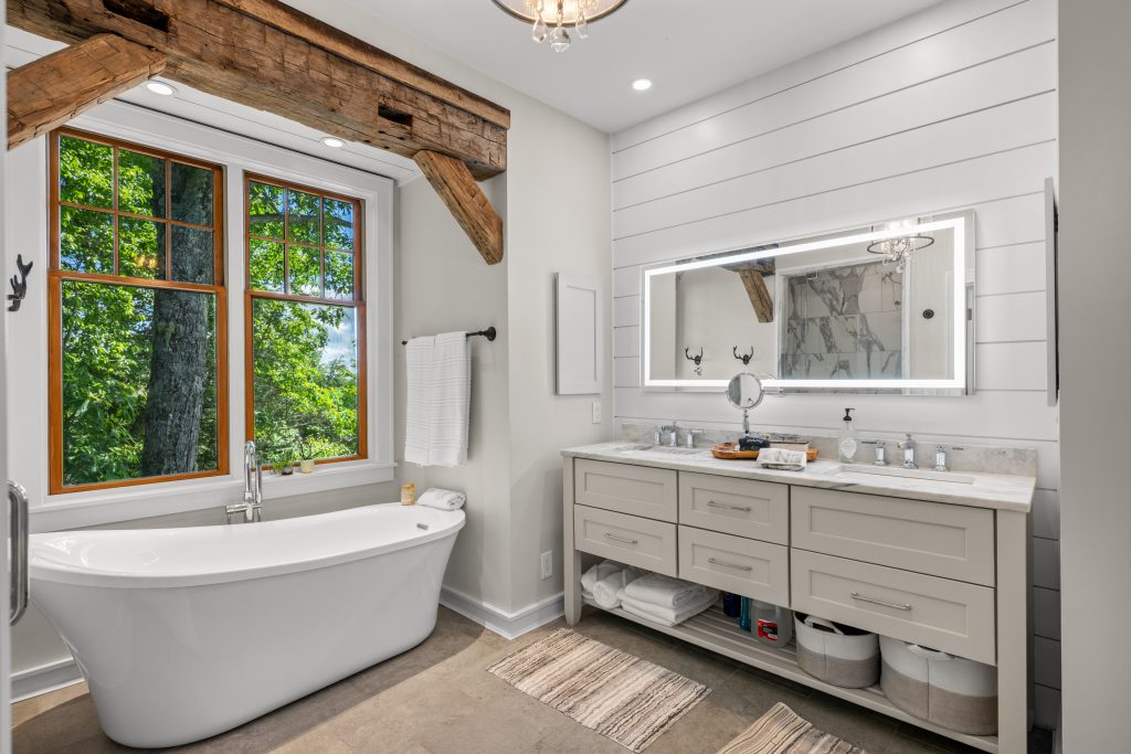 100 Meadow Ridge Drive-062326-037