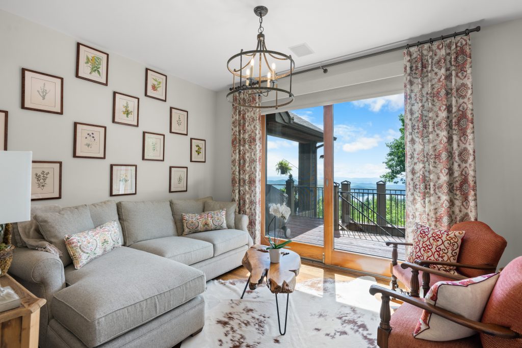 100 Meadow Ridge Drive-062326-043