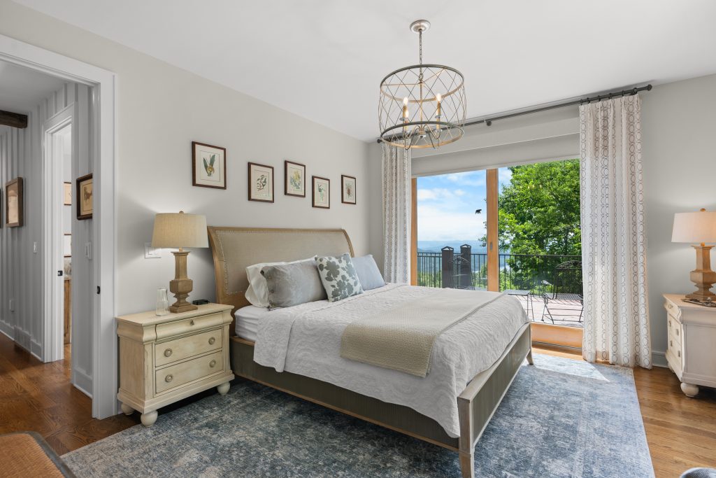 100 Meadow Ridge Drive-062326-046