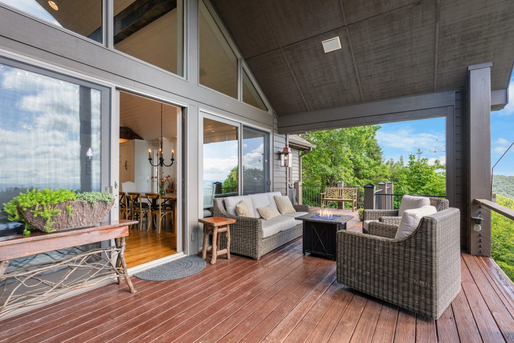 100 Meadow Ridge Drive-062326-056