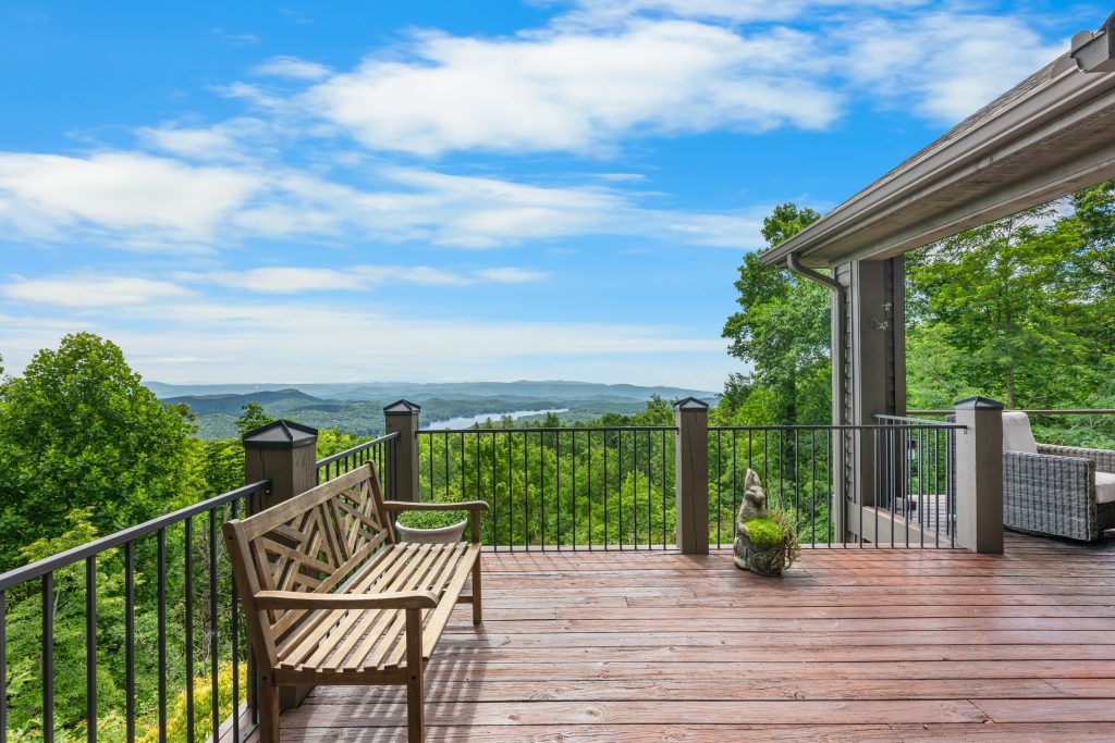 100 Meadow Ridge Drive-062326-063