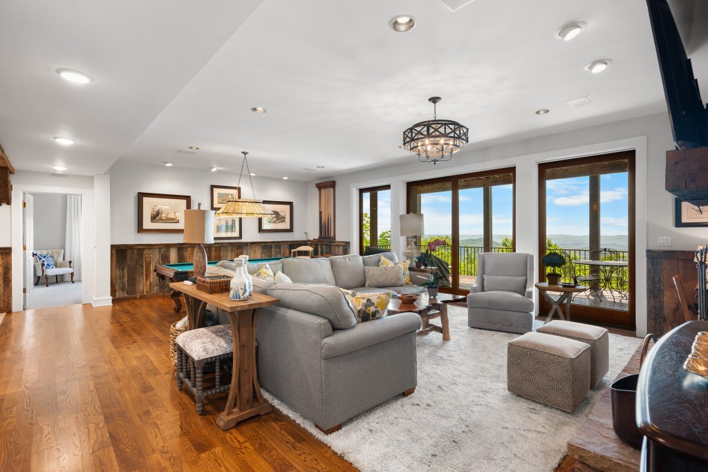 100 Meadow Ridge Drive-062326-066