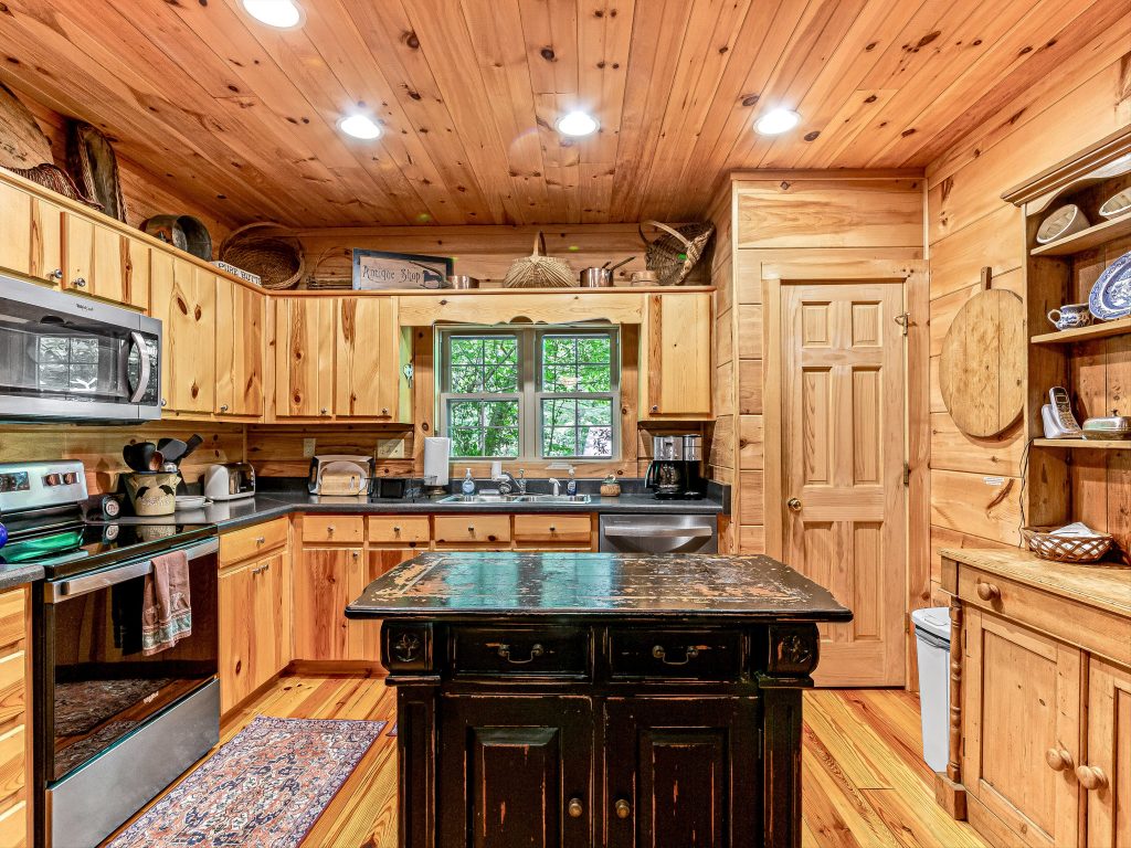 11-250 Fairway Drive-11