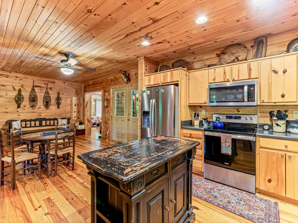 13-250 Fairway Drive-13