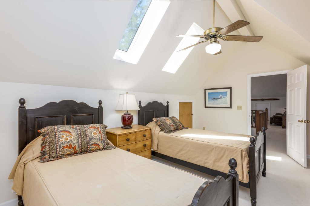 1580 Fairway Drive-031826-19