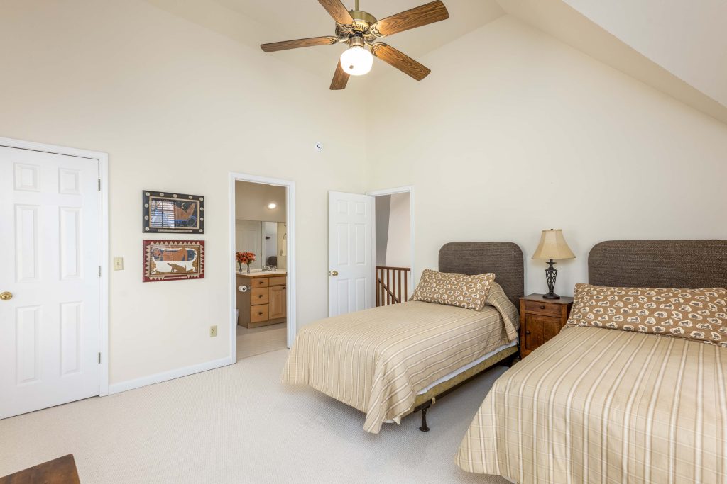 1580 Fairway Drive-031826-22