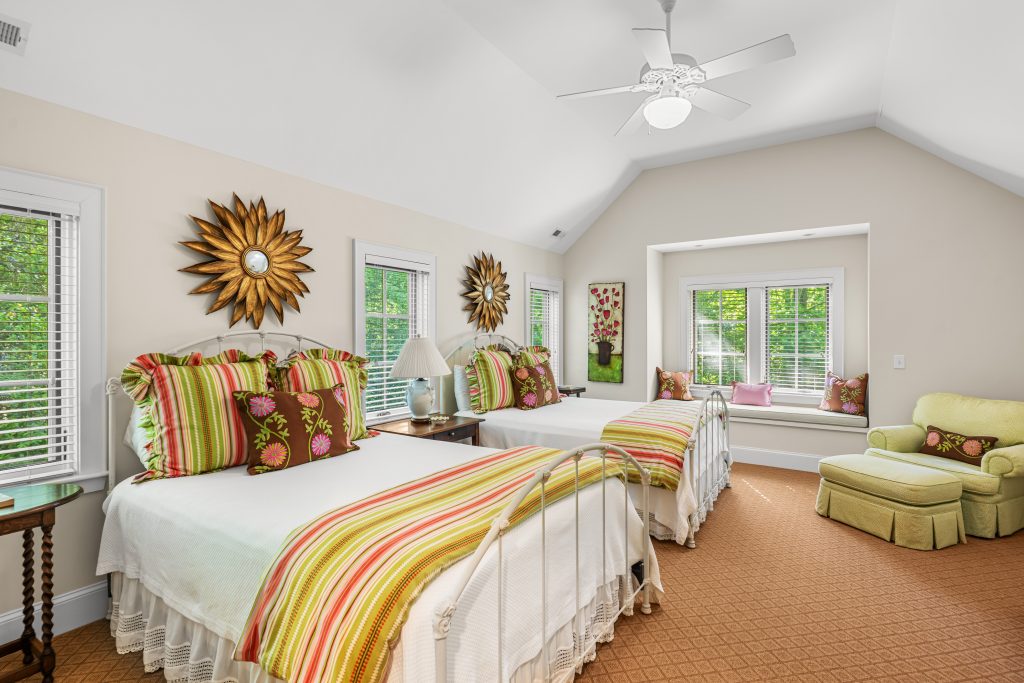 1585 Cold Mountain Road-052026-03