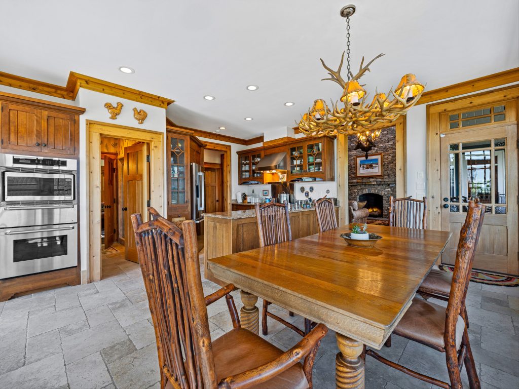33-770 Meadow Ridge Dr-33