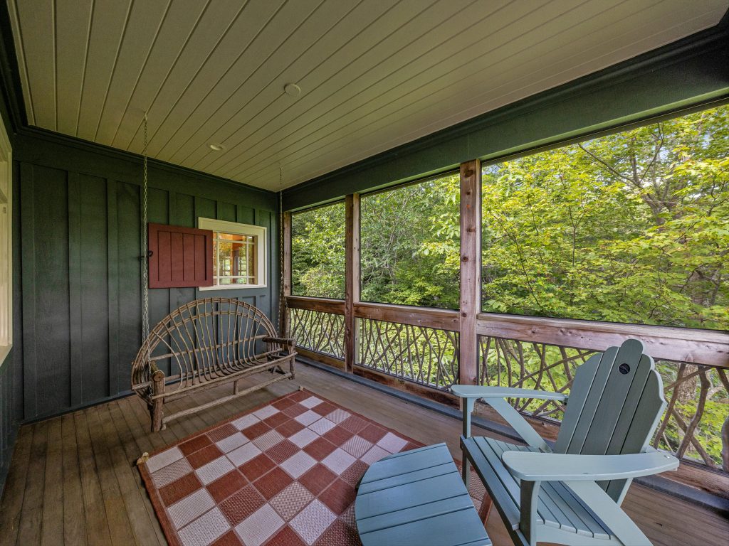 47-770 Meadow Ridge Dr-47
