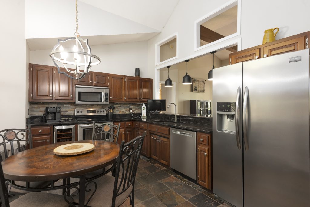 516 Cherokee Trace-042726-14