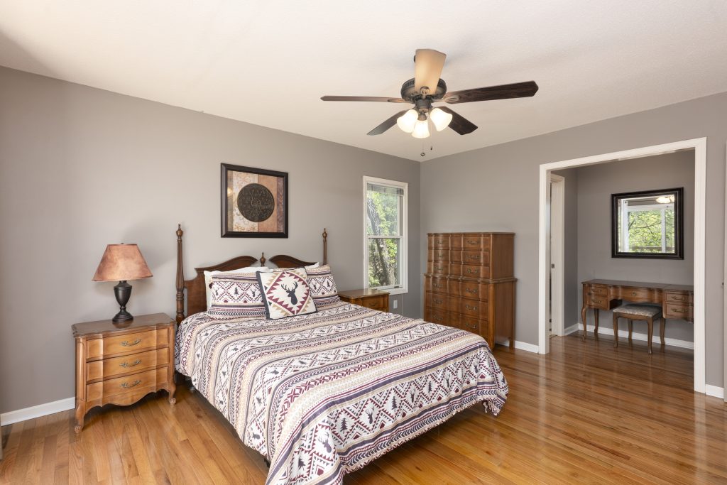 516 Cherokee Trace-042726-27