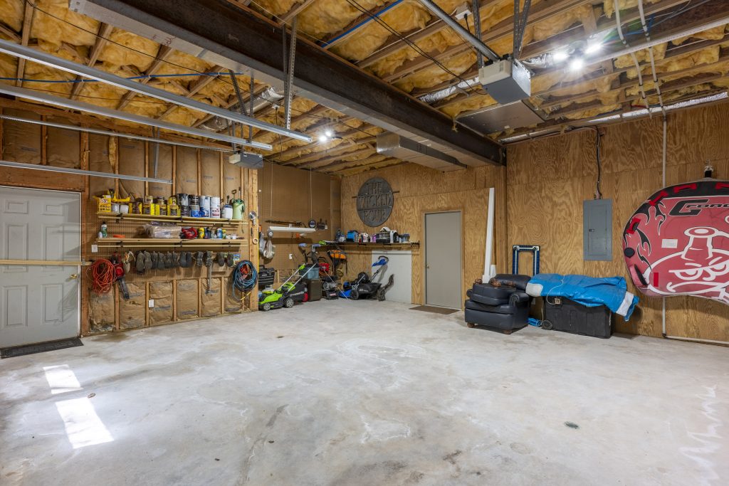 516 Cherokee Trace-042726-56