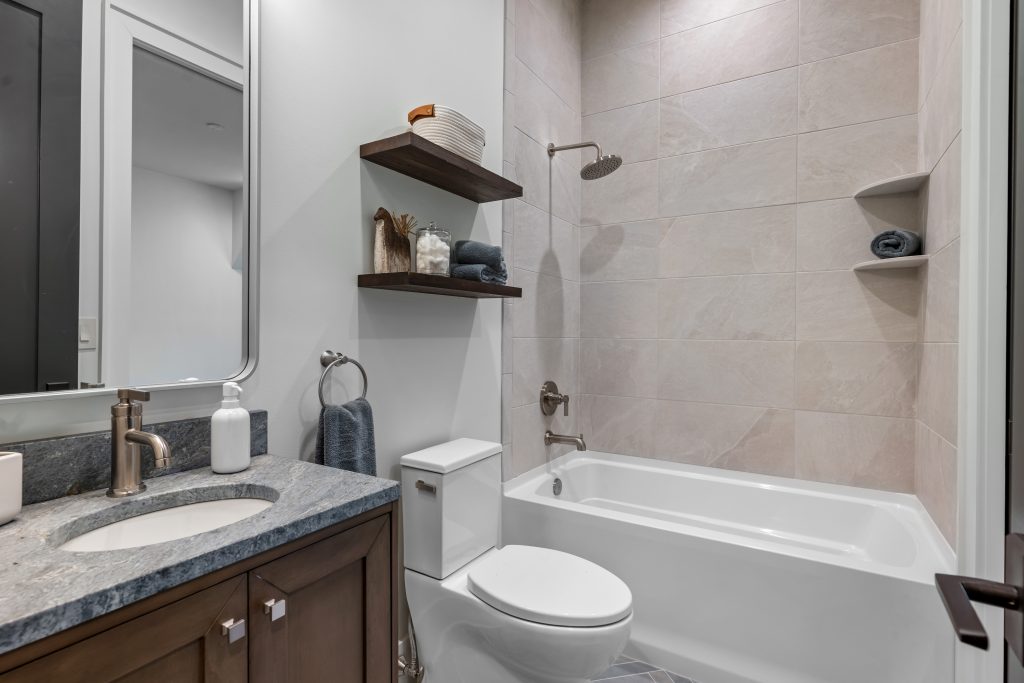55 Settlers Cove-081426-65