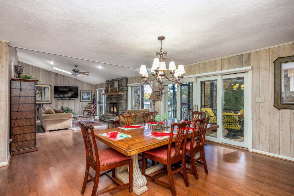 572 N Eastshore Drive-110325-09