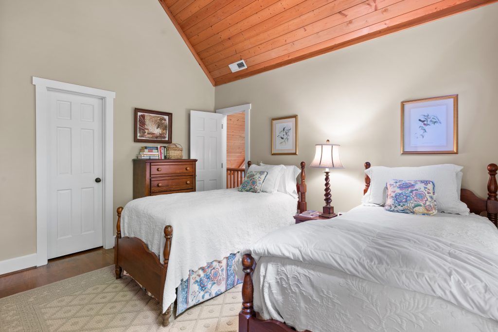 575 Seminole Way-083126-26