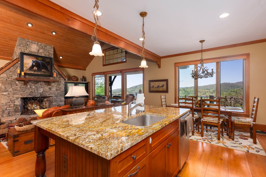 601 Hawk Mountain Road-042226-11
