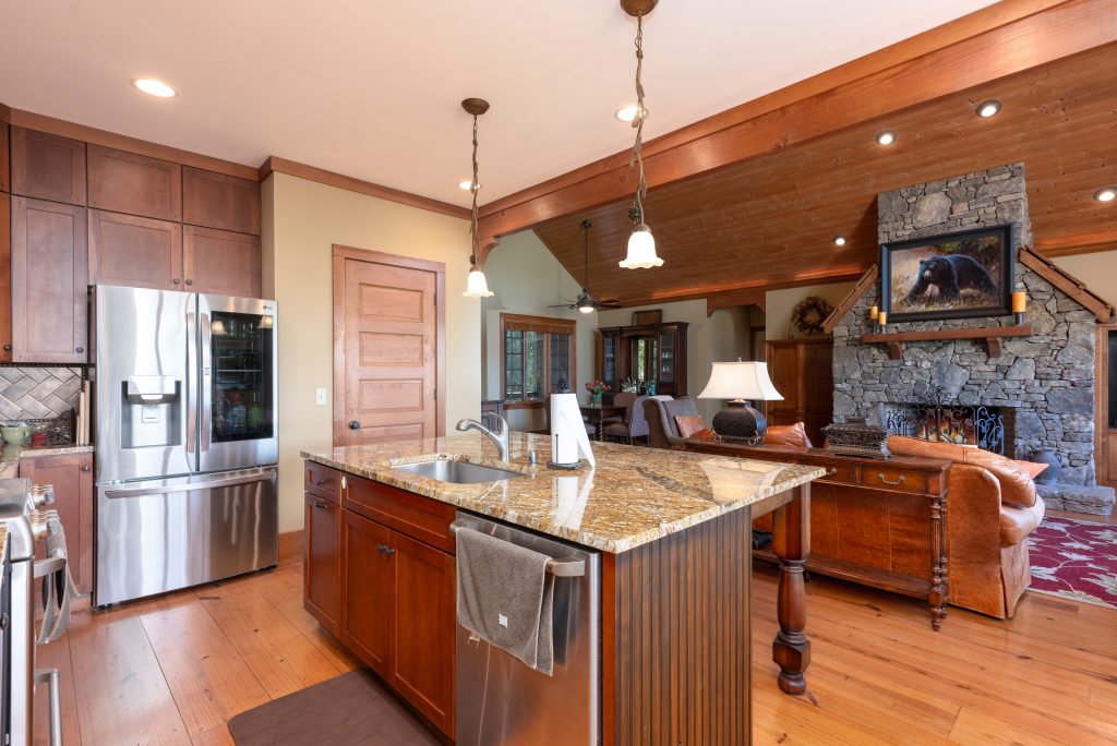 601 Hawk Mountain Road-042226-13
