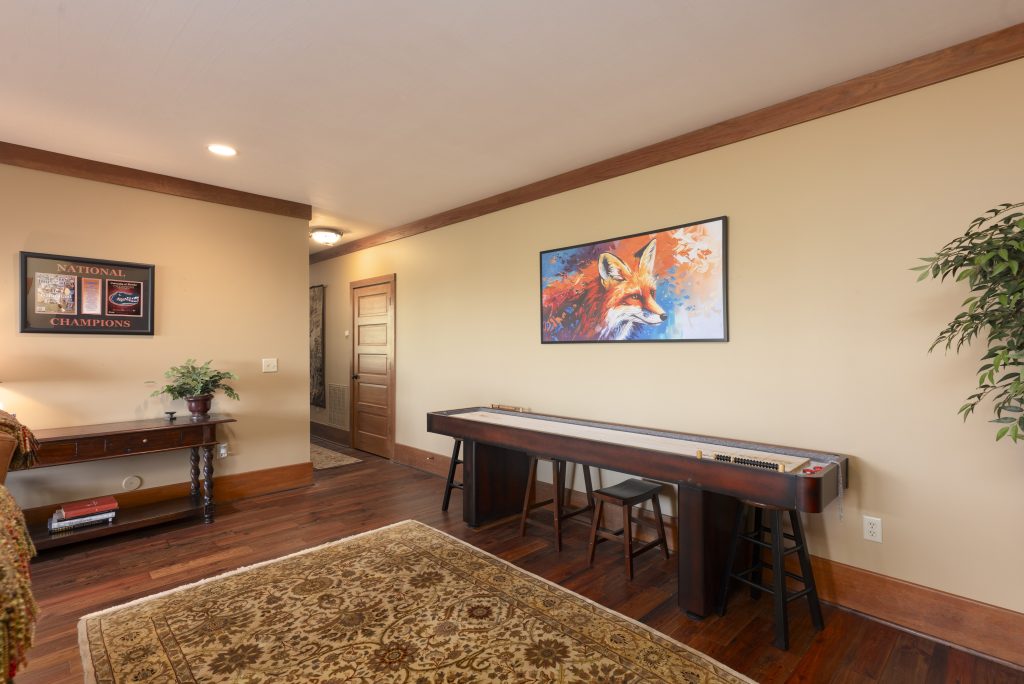 601 Hawk Mountain Road-042226-31