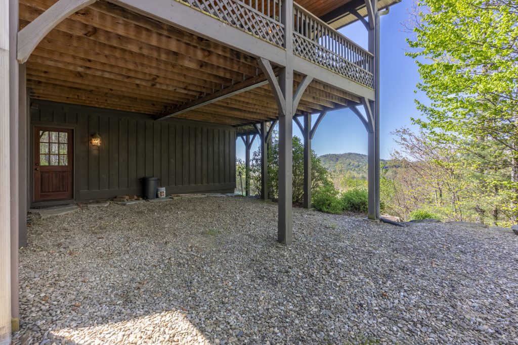 601 Hawk Mountain Road-042226-41