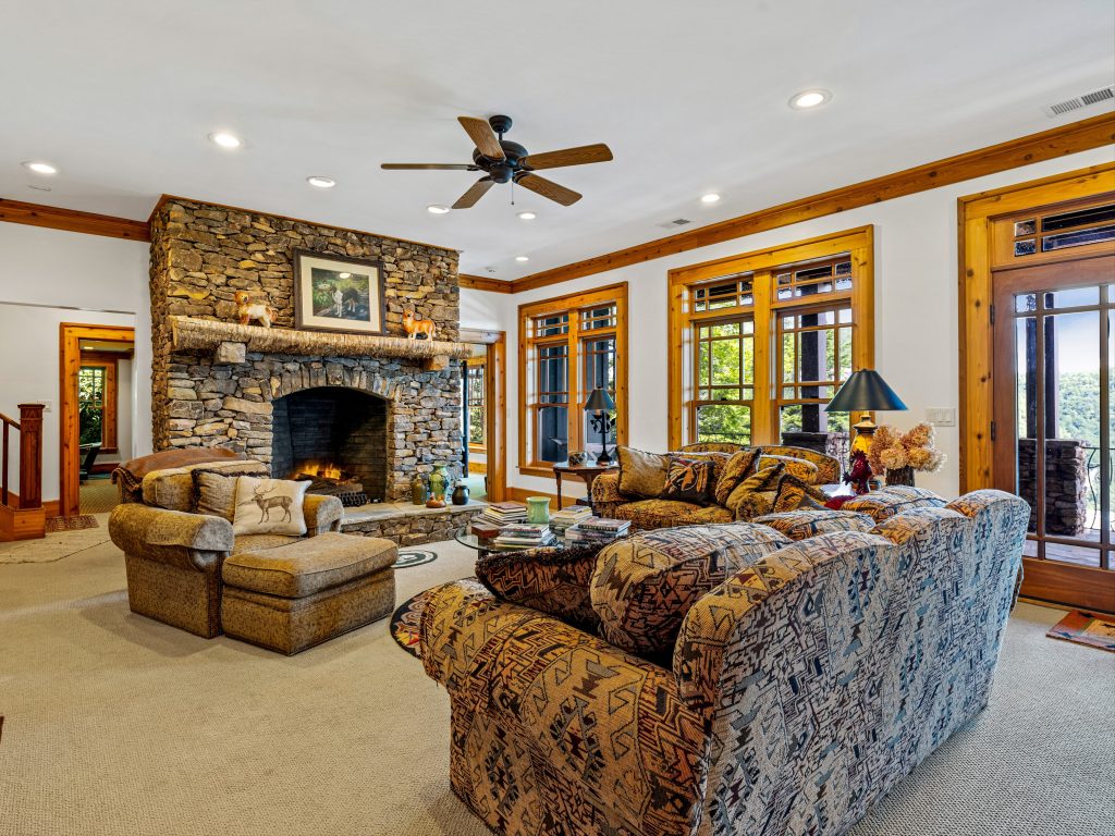 63-770 Meadow Ridge Dr-63