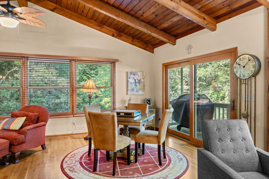 73 Lake Point Drive-081326-17