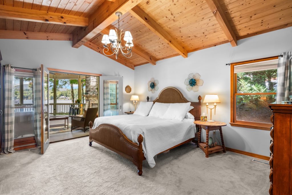 73 Lake Point Drive-081326-31