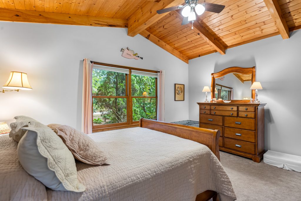 73 Lake Point Drive-081326-38