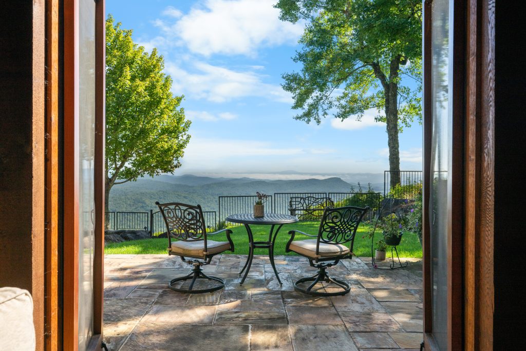 1914 Toxaway Drive-092126-33