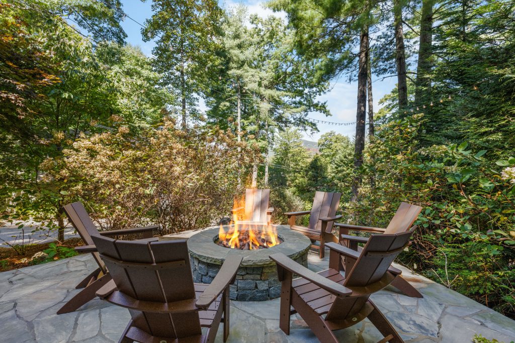 17 Club Cottages Way-100126-44
